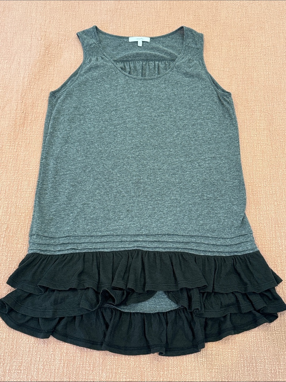 Small wm’s Gray Tank Top with Black Ruffle Hem